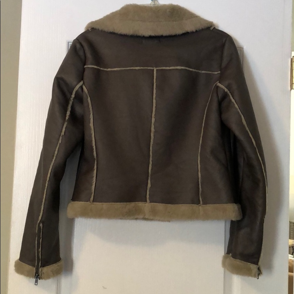 Coat - Picture 4 of 7